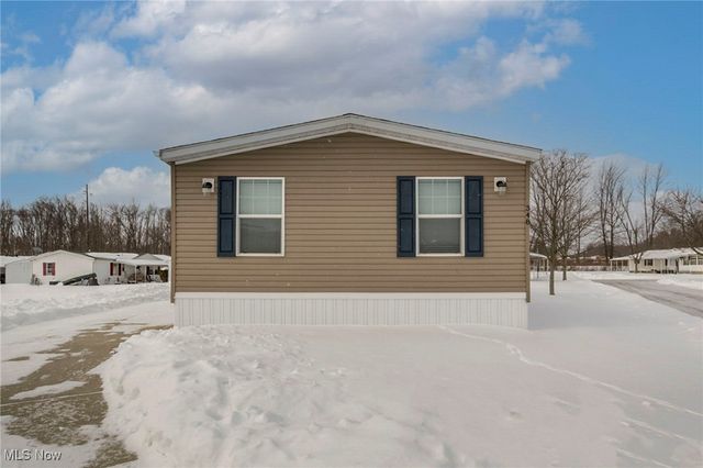 348 Robin Drive, Elyria, OH 44035