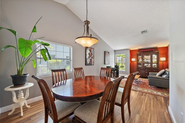 4732 MEADOWVIEW CIRCLE, Sarasota, FL 34233