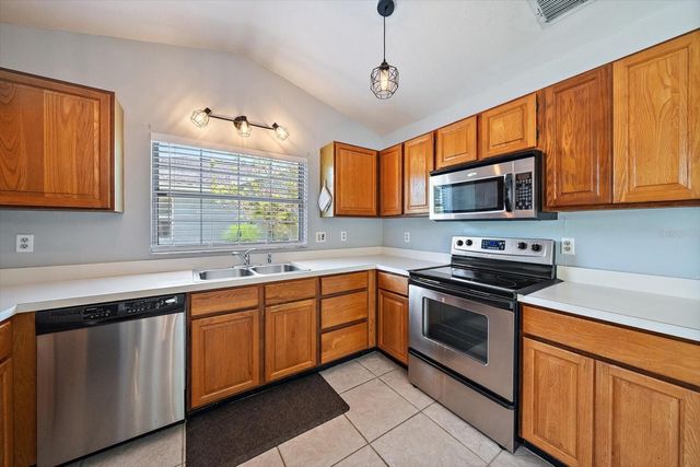 4732 MEADOWVIEW CIRCLE, Sarasota, FL 34233