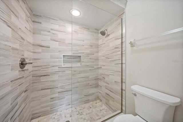 4732 MEADOWVIEW CIRCLE, Sarasota, FL 34233