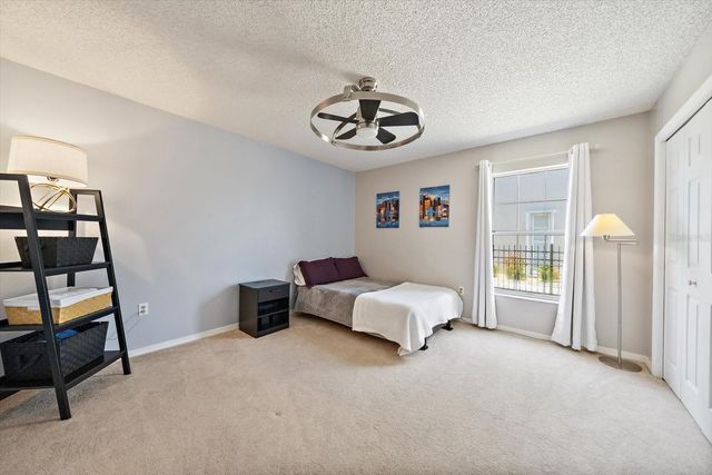 4732 MEADOWVIEW CIRCLE, Sarasota, FL 34233