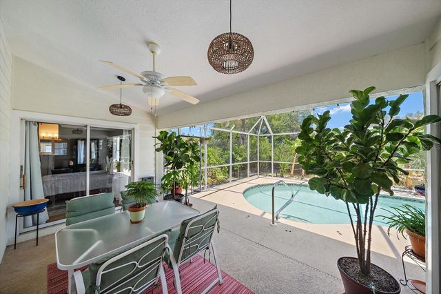 4732 MEADOWVIEW CIRCLE, Sarasota, FL 34233
