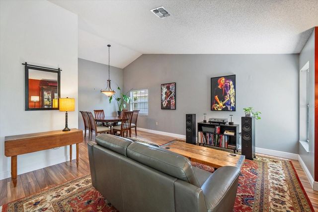 4732 MEADOWVIEW CIRCLE, Sarasota, FL 34233