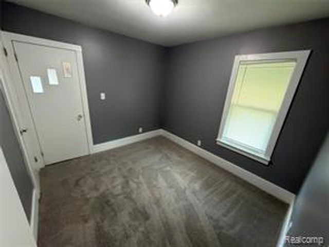 15 Forest Street, River Rouge, MI 48218