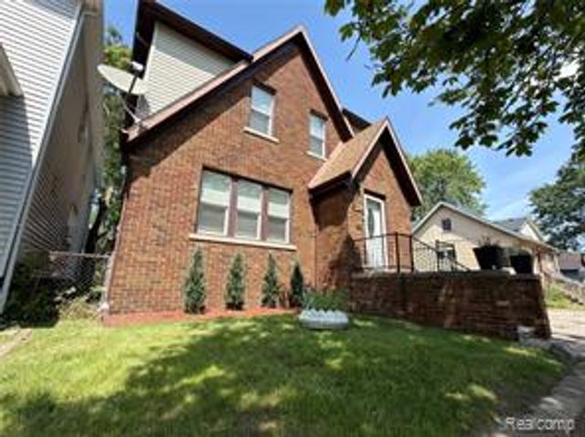 15 Forest Street, River Rouge, MI 48218
