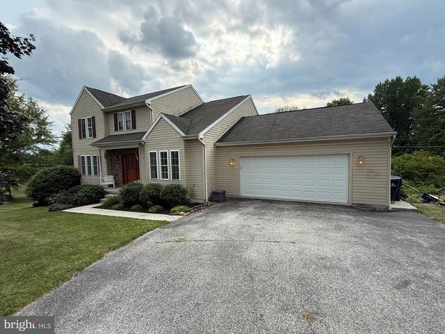 975 YELLOW HILL RD, Biglerville, PA 17307