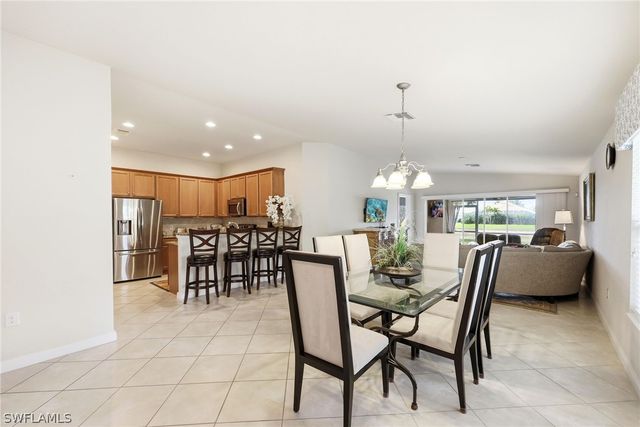 8664 Genova CT, Naples, FL 34114