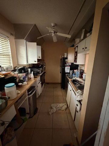 906 SW 9th Street Circle 207, Boca Raton, FL 33486