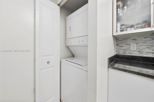 610 W Las Olas Blvd 1614N, Fort Lauderdale, FL 33312