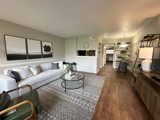 6259 Westheimer Road 724, Houston, TX 77057