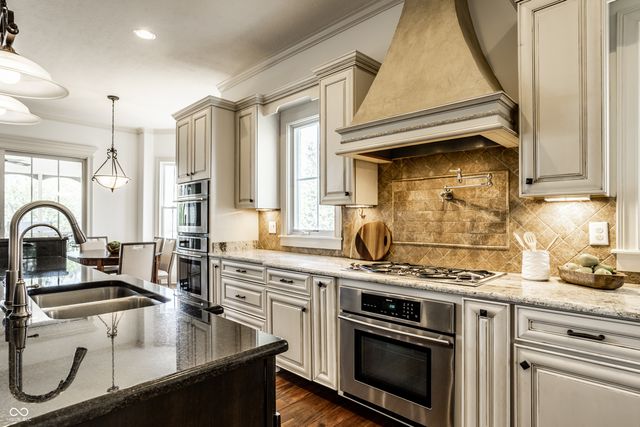 13227 Frogmore Street, Carmel, IN 46032
