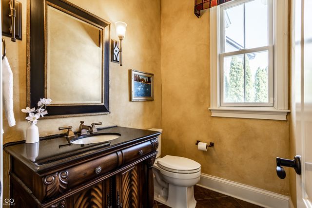 13227 Frogmore Street, Carmel, IN 46032