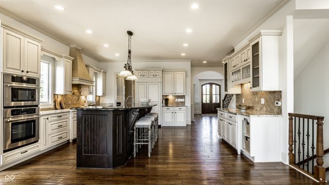 13227 Frogmore Street, Carmel, IN 46032
