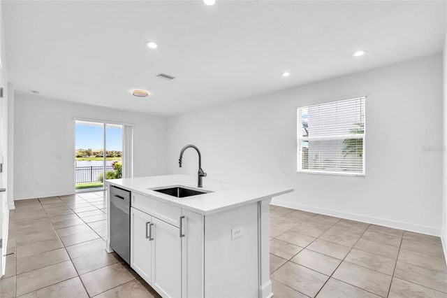 8424 NANDINA DRIVE, Sarasota, FL 34240