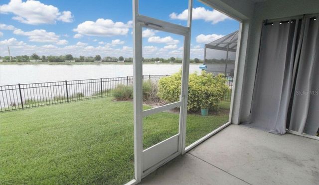 8424 NANDINA DRIVE, Sarasota, FL 34240
