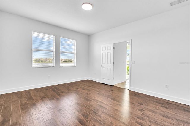 8424 NANDINA DRIVE, Sarasota, FL 34240