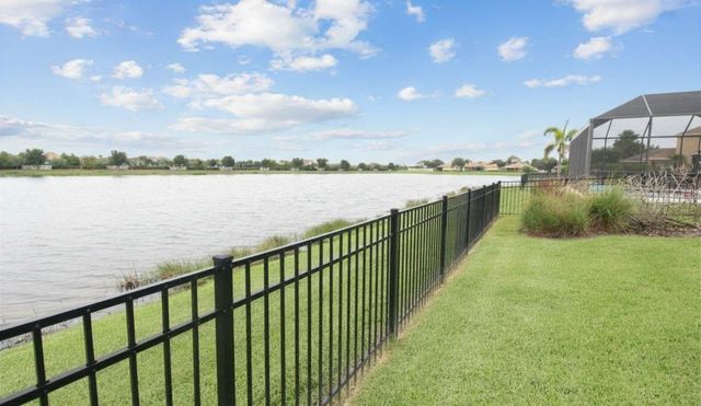 8424 NANDINA DRIVE, Sarasota, FL 34240