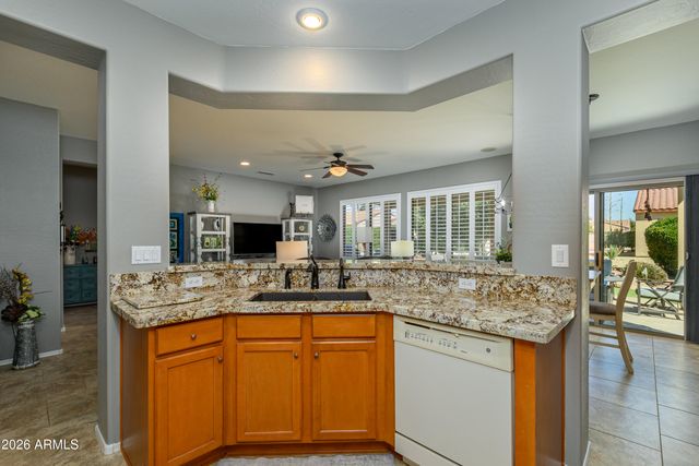 16816 W PALISADE TRAIL Lane, Surprise, AZ 85387