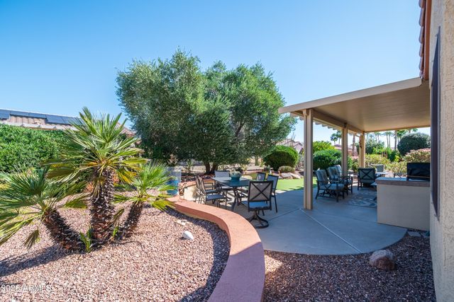 16816 W PALISADE TRAIL Lane, Surprise, AZ 85387