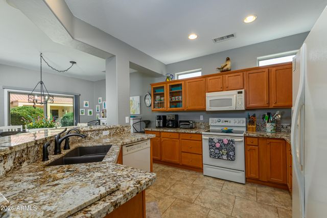 16816 W PALISADE TRAIL Lane, Surprise, AZ 85387