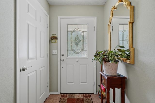 1 Bacton Lane, Bella Vista, AR 72714