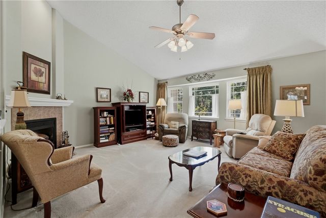 1 Bacton Lane, Bella Vista, AR 72714