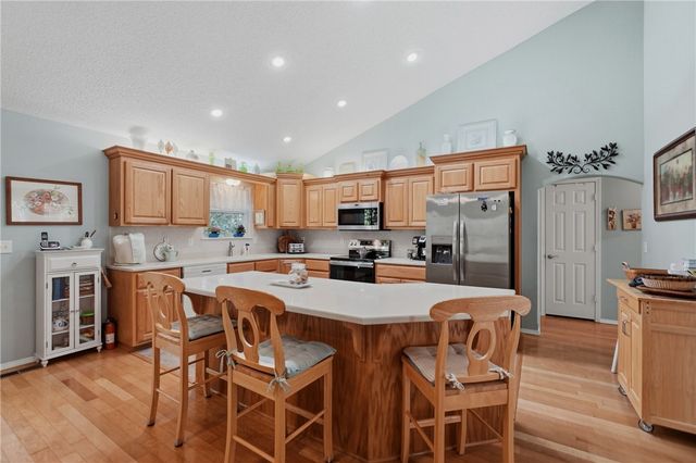 1 Bacton Lane, Bella Vista, AR 72714
