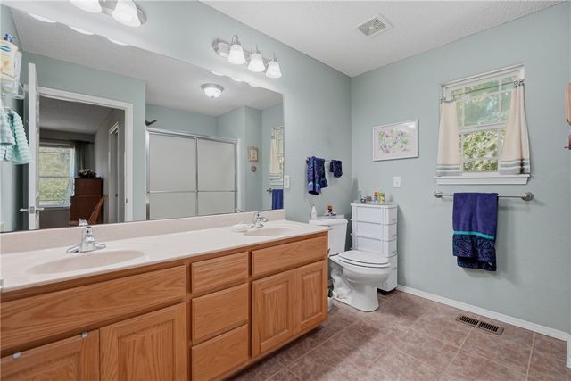 1 Bacton Lane, Bella Vista, AR 72714