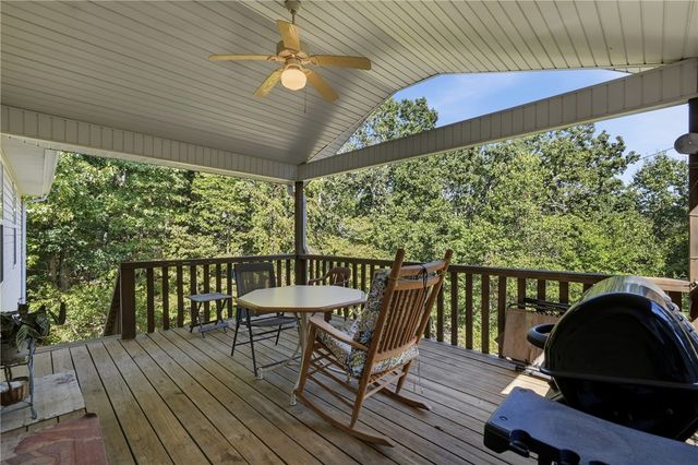 1 Bacton Lane, Bella Vista, AR 72714