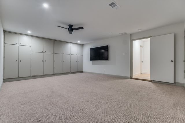 4426 Laren Lane, Dallas, TX 75244