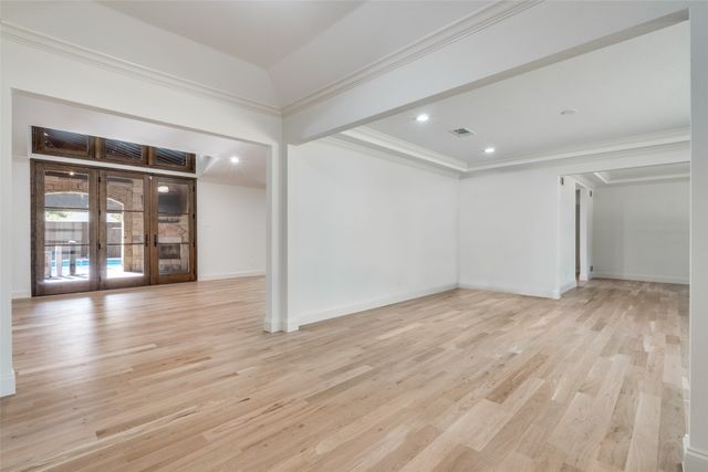 4426 Laren Lane, Dallas, TX 75244