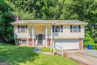 5488 Deerfield Trail, Atlanta, GA 30349