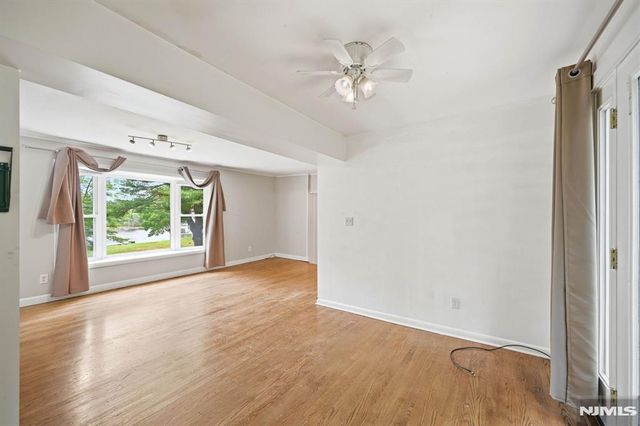 312 Lakeview Drive, Newton, NJ 07860