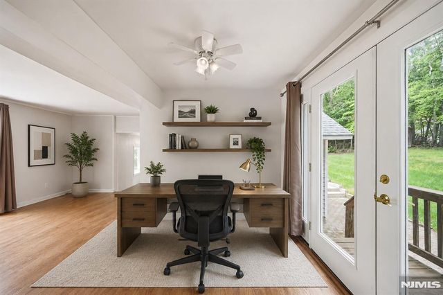 312 Lakeview Drive, Newton, NJ 07860