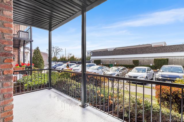 210 Fulton Street 1A, Farmingdale, NY 11735