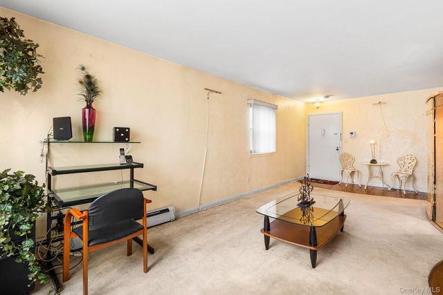 210 Fulton Street 1A, Farmingdale, NY 11735