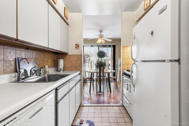 210 Fulton Street 1A, Farmingdale, NY 11735