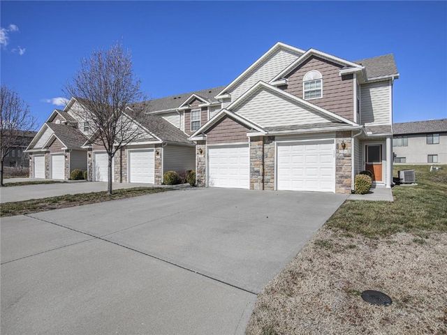 254 Pointe Lane, Raymore, MO 64083