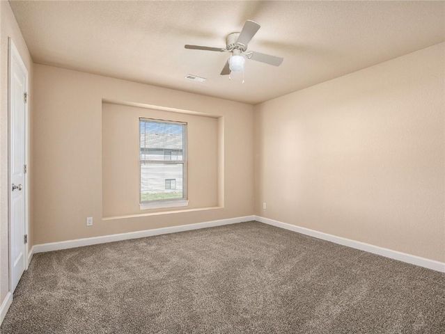 254 Pointe Lane, Raymore, MO 64083