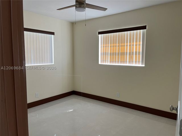 2231 NW 9th Pl H, Fort Lauderdale, FL 33311