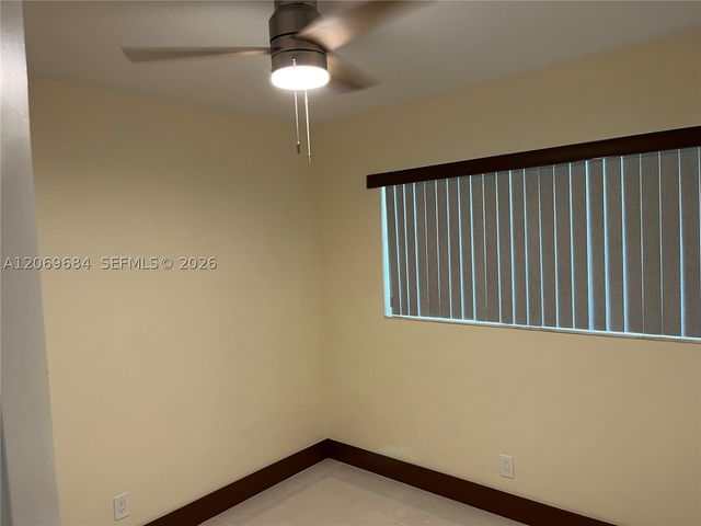 2231 NW 9th Pl H, Fort Lauderdale, FL 33311