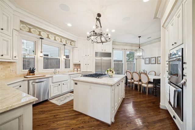 3815 Marquette Street, Houston, TX 77005