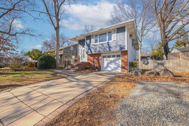 3 Healy Street, Huntington, NY 11743