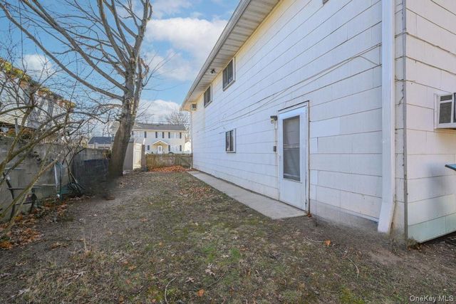 3 Healy Street, Huntington, NY 11743