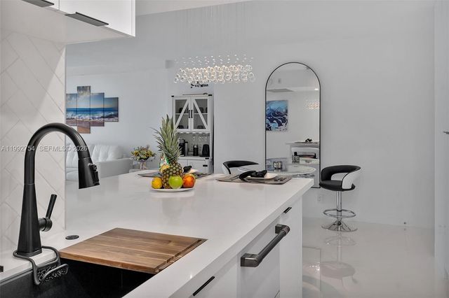 2501 S Ocean Dr 1515, Hollywood, FL 33019