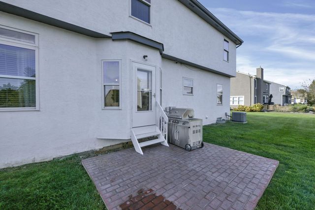 6110 Parkmeadow Lane, Hilliard, OH 43026