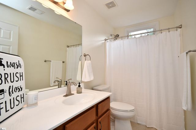 7 Kenton Finch Court, Simpsonville, SC 29681