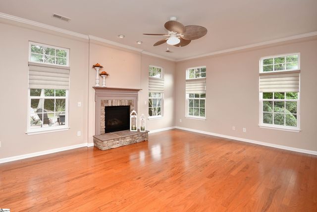 7 Kenton Finch Court, Simpsonville, SC 29681