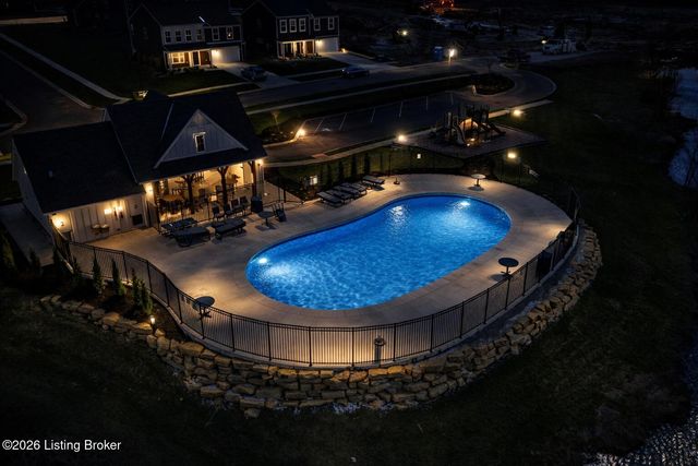 103 Wildflower Ct, Mt Washington, KY 40047