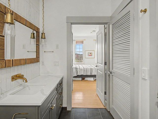 60 Winooski Falls Way Unit 1412, Winooski, VT 05404